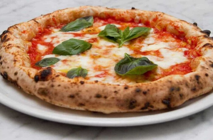 Пицца и Неаполь